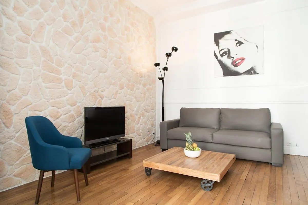 Quartier Montorgueil & Near Le Marais - Cityapartmentstay Париж Апартаменты